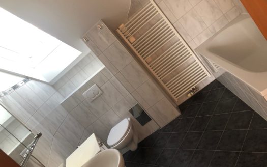 Lieboch: Wohnen im Herzen von Lieboch! Elegante 3-Zimmer Eigentumswohnung mit Balkon in zentraler Lage!