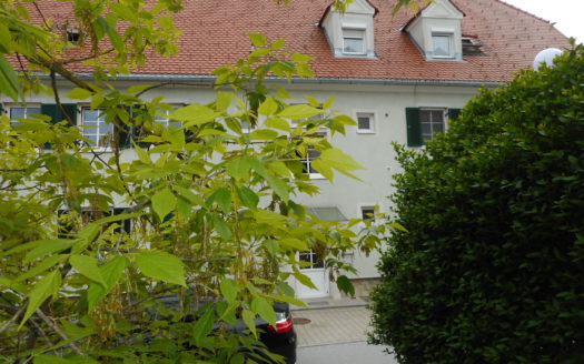 Einladende und Grosszügig aufgeteilte 3-4 Zimmer Wohnung in ruhiger Grünlage von Maria Lankowitz!