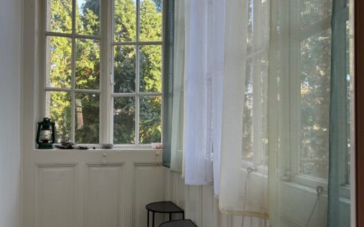 Graz: Altstadtzauber trifft Moderne! Grosszügige 2-Zimmer Wohnung mit romantischer Veranda im Bezirk Jakomini zu vermieten !