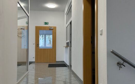 Lieboch: Top Gewerbeobjekt mit direkter Autobahnanbindung südlich von Graz (Lieboch)! Büro, Lager, Produktion, Werkstatt, Parplätze!