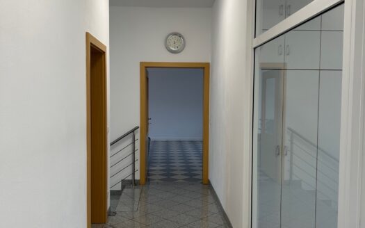 Lieboch: Top Gewerbeobjekt mit direkter Autobahnanbindung südlich von Graz (Lieboch)! Büro, Lager, Produktion, Werkstatt, Parplätze!