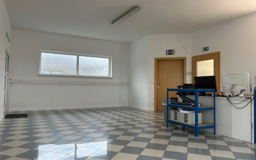 Lieboch: Top Gewerbeobjekt mit direkter Autobahnanbindung südlich von Graz (Lieboch)! Büro, Lager, Produktion, Werkstatt, Parplätze!