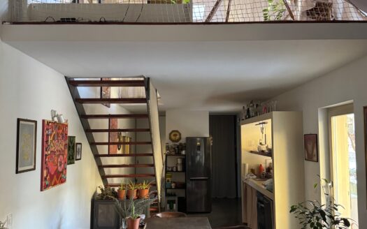 Graz: Offenes Wohnen bar excellence! Aussergewöhnliche Galerie/Maisonettenwohnung in ruhiger Innenhoflage von Eggenberg zu vermieten!