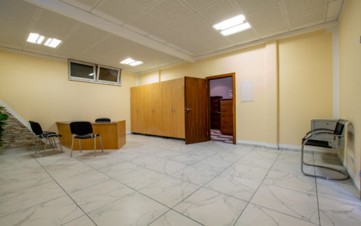 Moderne Büro/ Geschäftsräumlichkeiten in stark frequentierter Grazer Stadtrandlage!
