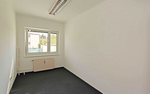 Graz:  Büro- bzw.  Praxisräumlichkeiten (4 Zimmer)  8053 Graz zu vermieten!