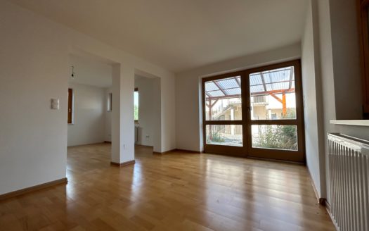 St. Ulrich:  Wohlfühlwohnung!  Modern sanierte 4-Zimmer Gartenwohnung in ruhiger Lage  südlich von Graz (Nähe Fernitz) zu verkaufen!