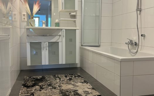 St. Ulrich:  Wohlfühlwohnung!  Modern sanierte 4-Zimmer Gartenwohnung in ruhiger Lage  südlich von Graz (Nähe Fernitz) zu verkaufen!