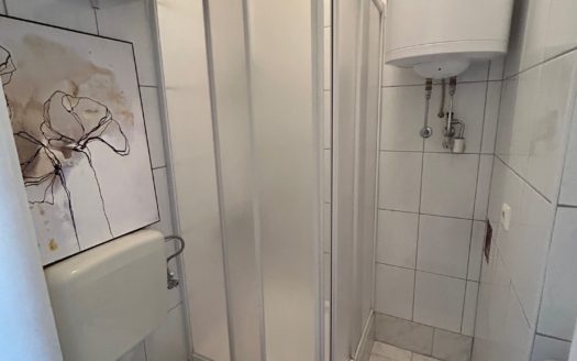 Graz:  Anleger aufgepasst! Studenten/Singlewohnung im Grazer Univiertel zu verkaufen!