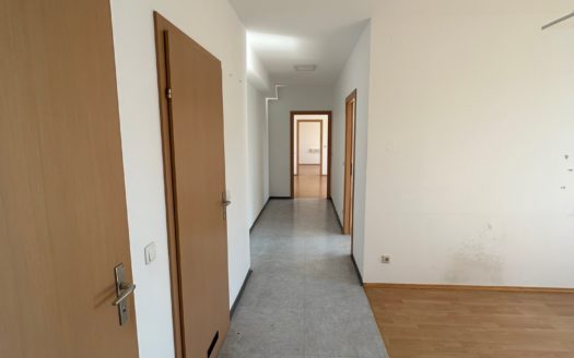 Seiersberg:  Ansprechende Büro/Ordinationsräumlichkeiten (4 separate Zimmer)  in verkehrsgünstiger Seiersberger Lage (unmittelbare Nähe Autobahnauffahrt Seiersberg)!