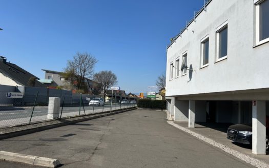 Seiersberg:  Ansprechende Büro/Ordinationsräumlichkeiten (4 separate Zimmer)  in verkehrsgünstiger Seiersberger Lage (unmittelbare Nähe Autobahnauffahrt Seiersberg)!