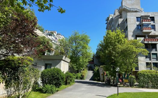 Graz:  Frühling in Graz St. Peter! Modern sanierte 3-Zimmer Wohnung  mit Loggia im beliebten Grazer Wohnbezirk St. Peter zu verkaufen!