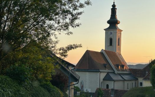 Wildon:  Ein Platz zum Verlieben! Idyllisch gelegenes  Wochenendhaus für Ruhesuchende Nähe Wildon/St. Georgen zu verkaufen!