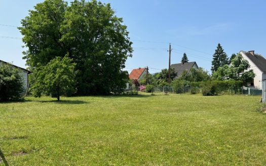 Seiersberg:  Bauträger aufgepasst! Interessante Liegenschaft  (Bungalow) inkl. grossem  Grundstück  in bevorzugter Einfamilienhauslage von Graz Seiersberg zu  verkaufen!