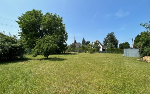 Seiersberg:  Bauträger aufgepasst! Interessante Liegenschaft  (Bungalow) inkl. grossem  Grundstück  in bevorzugter Einfamilienhauslage von Graz Seiersberg zu  verkaufen!