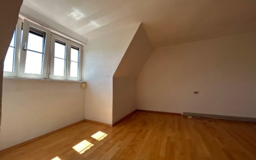 Köflach:  Entzückende 2-Zimmer Wohnung mit traumhaften Ausblick in ruhiger Köflacher Siedlungslage  zu verkaufen!