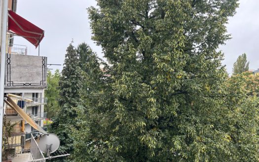 Graz: Altbauzauber trifft Moderne! Sanierte 3-Zimmer Wohnung (WG tauglich) in ruhiger Seitengassenlage in 8020 Graz zu vermieten !