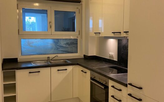 Puntigam:  Aussergewöhnliche  2-Zimmer Erdgeschosswohnung mit  Gartenanteil in Graz-Puntigam zu verkaufen