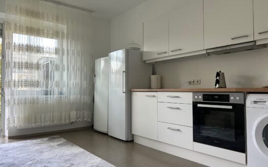 Graz:  Modern-grosszügig-einladend! Elegant ausgestattete 2-Zimmer Mietwohnung mit Balkon (Grünblick) im beliebten „Lendviertel“ in Graz zu vermieten!