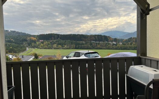 Rosental:  Raumwunder! Moderne  2-Zimmer Wohnung mit Balkon in ruhiger Grünlage mit traumhafter Aussicht in Rosental zu vermieten!