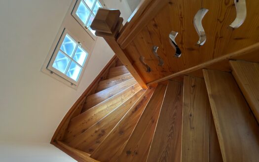 Frohnleiten:  Ein Platz zum Verlieben! Grosszügiges Landhaus (6 Zimmer+Galerie+Wintergarten) in idyllischer Einfamilienhauslage von Frohnleiten !
