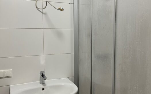 Graz: Zauberhafte 2-Zimmer Altbauwohnung (2er-WG-tauglich) in bevorzugter Grazer Stadtlage Nähe Schillerplatz zu vermieten !