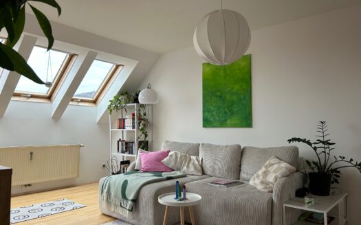 Graz: Altbauzauber trifft Moderne! 2-Zimmer Wohnung mit uneinsehbarer Loggia im Bezirk „Lend“ zu vermieten !