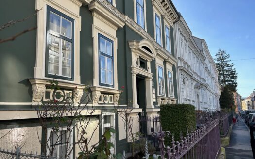 Graz: Zauberhafte 2-Zimmer Altbauwohnung (2er-WG-tauglich) in bevorzugter Grazer Stadtlage Nähe Schillerplatz zu vermieten !